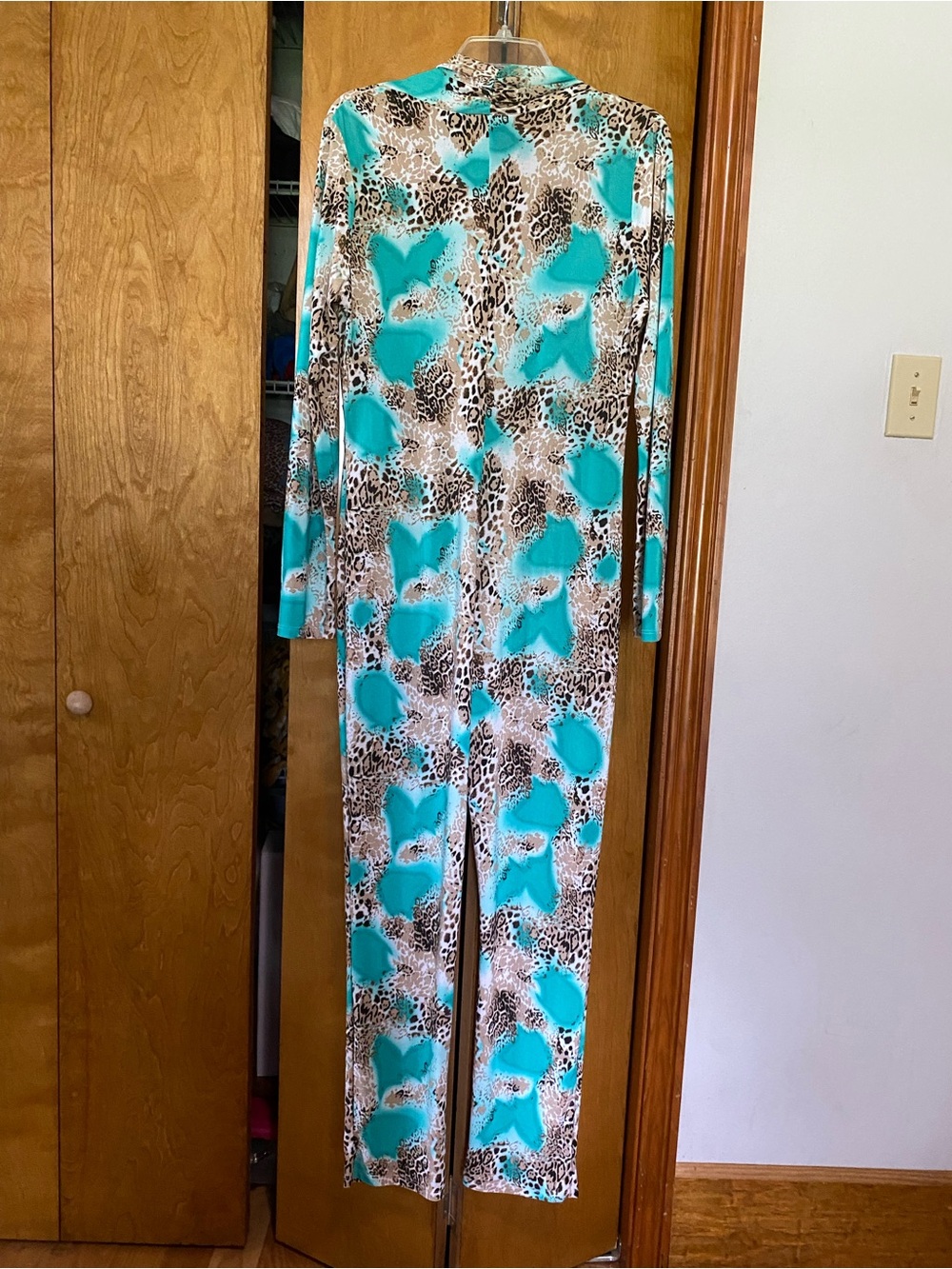 Leopard Print Jumpsuit with Turquoise Accents - Picture 4 of 5